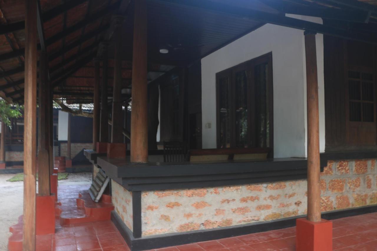 Arakkal Heritage Mararikulam Exteriör bild